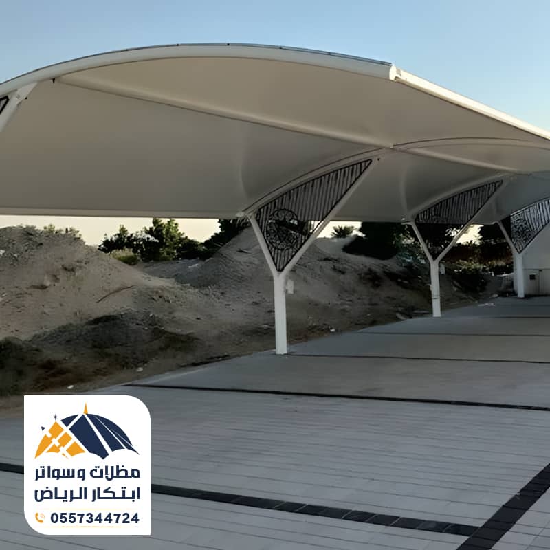 مظلات كابولي للسيارات